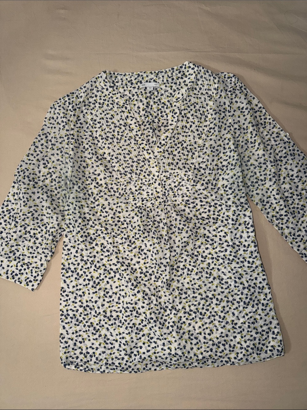 GAP White Floral V-Neck Blouse